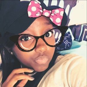 Meet your Posher, Jasmine